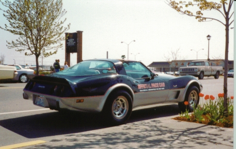 Dave_Georgene's_1978_Pace_Car.jpg ( bytes)