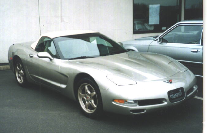 Jim_June's_2000.jpg ( bytes)
